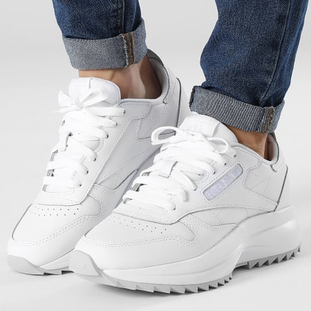 Reebok - Baskets Femme Classic Leather SP Extra HQ7196 Footwear White Light  Solid Grey Lucid Lilac - LaBoutiqueOfficielle.com
