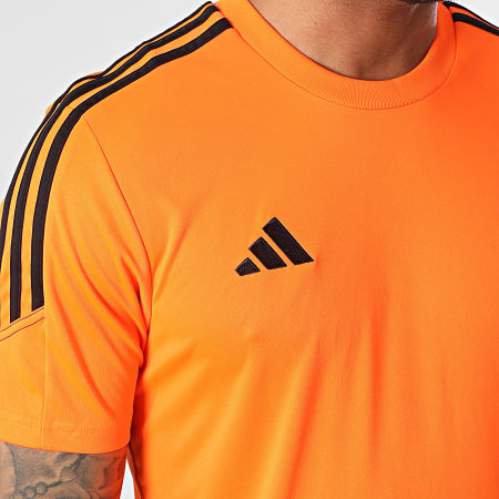 Adidas Sportswear - Maglietta Tiro 23 Stripes HZ0183 Arancione Fluo