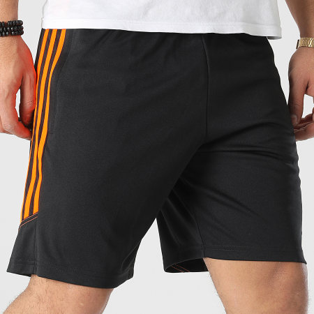 Adidas Sportswear - Pantaloncini da jogging Tiro 23 Band HZ0184 Nero