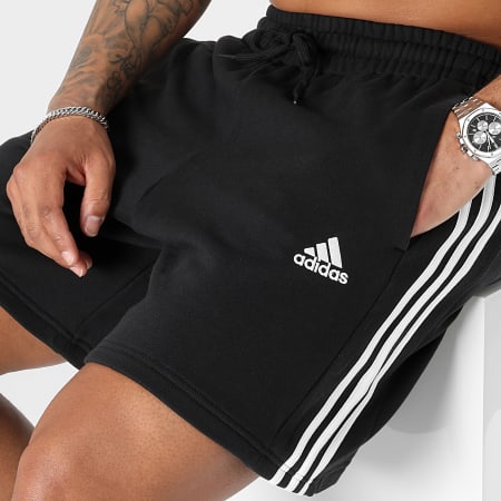 Adidas Sportswear - Pantaloncini da jogging a fascia IC9435 Nero