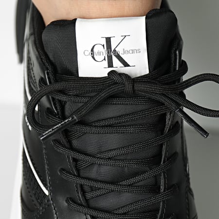 Calvin Klein - Baskets Chunky Runner Ribbon 0588 Black Silver
