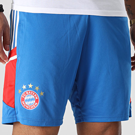Adidas Sportswear - Pantaloncini da jogging con banda blu chiaro FC Bayern Monaco HU1264