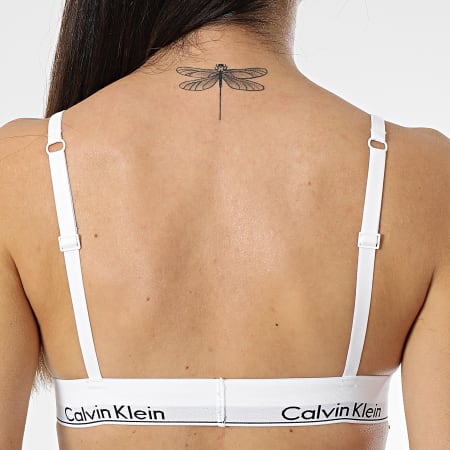 Calvin Klein - Sujetador triángulo forrado ligero para mujer QF7016E Blanco Rojo
