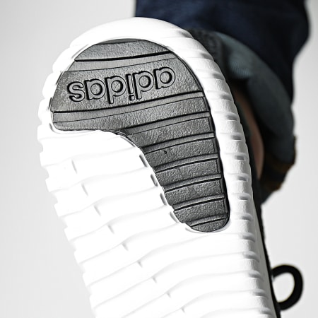 Adidas Sportswear - Baskets Kaptir 2 GX4244 Core black Green Oxide