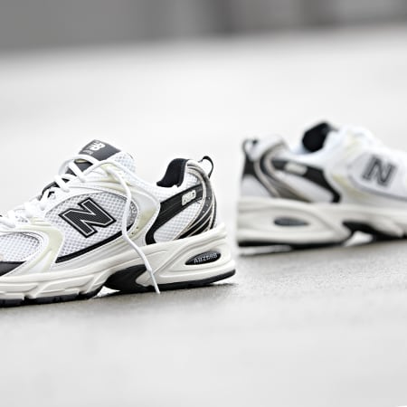 New Balance - Sneakers Lifestyle 530 MR530TC Bianco Nero Oro