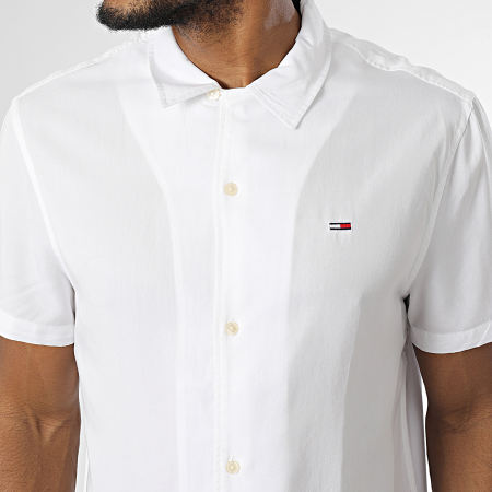 Tommy Jeans - Chemise Manches Courtes Classic Solid Camp Shirt 5936 Blanc