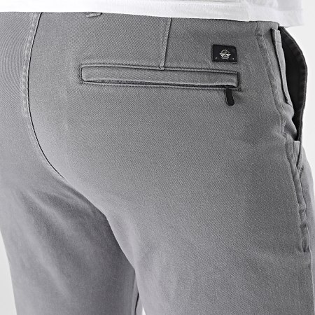 Dockers - Pantalon Chino Slim 39900 Gris
