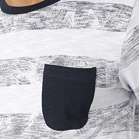 Produkt - Camiseta de bolsillo Malik White Navy
