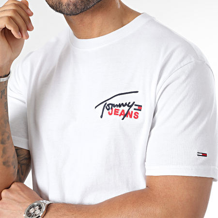 Tommy Jeans - Maglietta grafica classica Signature 6236 Bianco