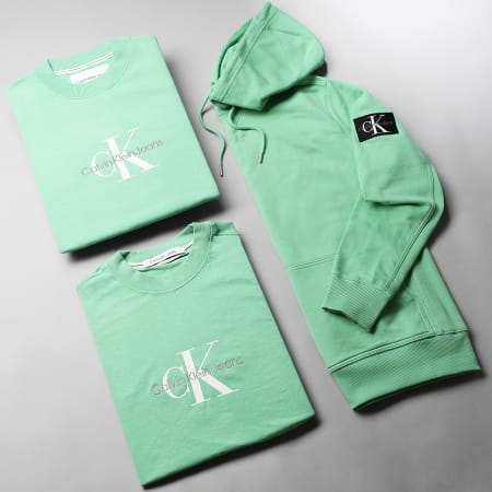 Calvin Klein - Felpa oversize girocollo Large 3161 Verde chiaro