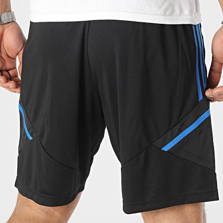 Adidas Performance - Manchester United HT4299 Pantalones cortos de jogging con banda negra