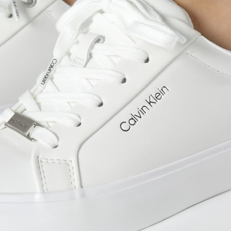 Calvin Klein - Baskets Femme Vulcanized Lace Up 1406 Bright White