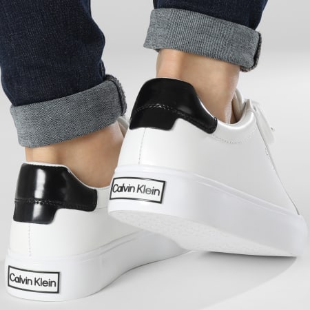 Calvin Klein - Sneakers da donna Vulcanized Lace Up 1406 Bianco brillante