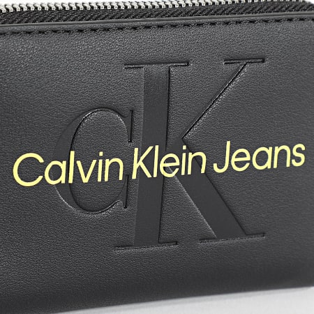 Calvin Klein - Billetero mediano con cremallera para mujer Sculpted 7229 Negro