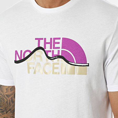 The North Face - Camiseta blanca Mountain Line A7X1N