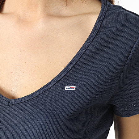 Tommy Jeans - Camiseta de mujer Essential Rib con cuello en V 4877 Azul marino