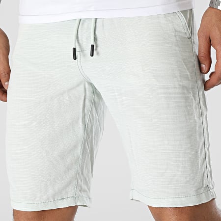 Pantalones best sale chinos cortos