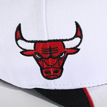 Mitchell and Ness - Casquette Snapback Fast Times Chicago Bulls Blanc