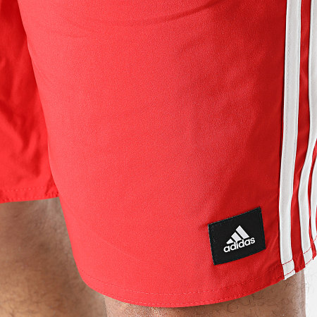 Adidas Sportswear - HT4360 Pantaloncini da bagno rossi a 3 strisce