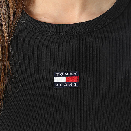 Tommy Jeans - Tee Shirt Femme Baby Rib Badge 5641 Noir