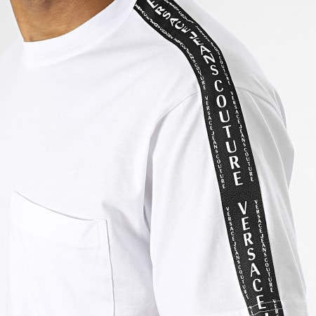 Versace Jeans Couture - Tee Shirt A Bandes Logo Tape 74GAHY03 Blanc