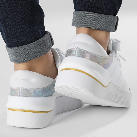 Adidas Sportswear - Court Funk HP9463 Footwear White Magic Gold Sneakers da donna