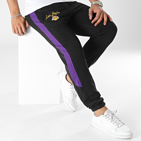 New Era - Pantalon Jogging A Bandes Script Los Angeles Lakers 60332192 Noir