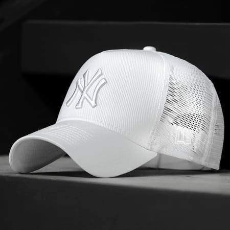 New Era - Casquette Trucker Cotton New York Yankees Blanc