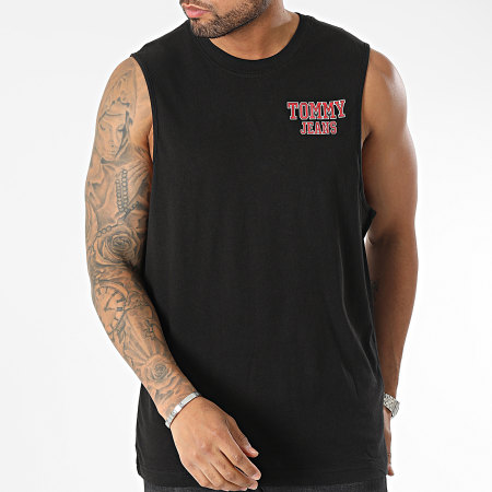 Tommy Jeans - Camiseta Relaxed TJ Zapatillasball 6307 Negra