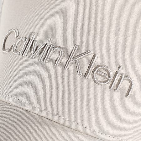 Calvin Klein - Casquette Trucker Embroidery 0334 Beige
