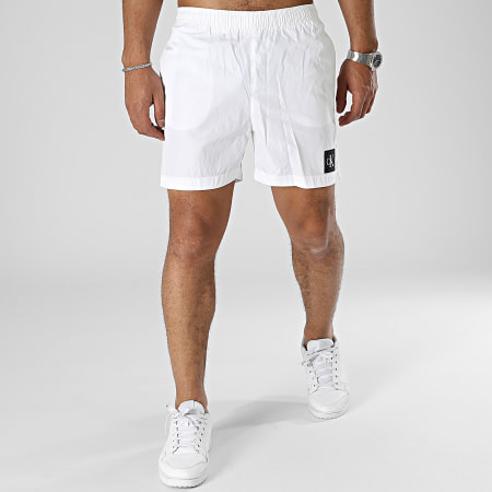 Calvin Klein - Shorts de baño Medium Drawstring 0819 Blanco