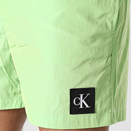 Calvin Klein - Bañador Short Mediano Cordón 0819 Verde Claro