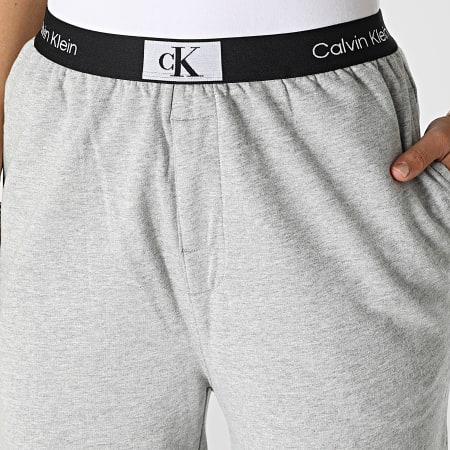 Calvin Klein - Pantalon Jogging Femme QS6943E Gris Chiné