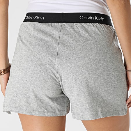 Calvin Klein - Pantalón Corto Jogging Mujer QS6947E Heather Grey