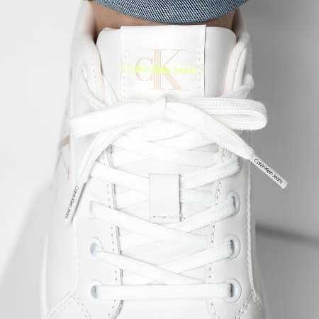 Calvin Klein - Baskets Classic Cupsole Fluo Contrast 0603 White Ancient White