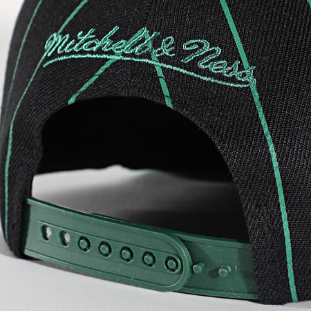 Mitchell and Ness - Casquette Snapback Team Pinstripe Boston Celtics Noir Vert