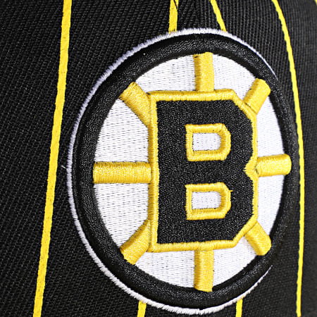 Mitchell and Ness - Casquette Snapback Team Pinstripe Boston Bruins Noir Jaune