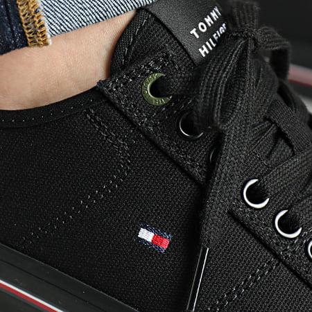 Tommy Hilfiger - Sneakers Core Corporate Vulcan Canvas 4560 Nero