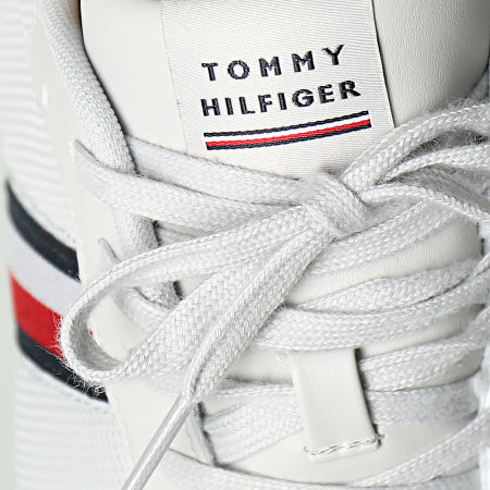 Tommy Hilfiger - Baskets Core Low Runner 4504 Light Cast