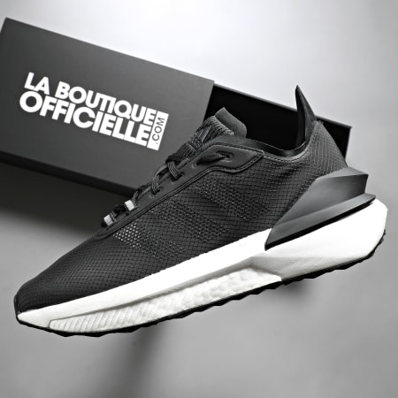 Adidas Sportswear - Avryn HP5968 Core Black Grey Three Carbon Sneakers