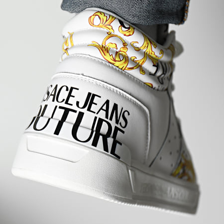 Versace Jeans Couture - Fondo Starlight 74YA3SJ7 Sneakers rinascimentali bianche