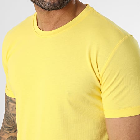 Frilivin - Camiseta amarilla oversize