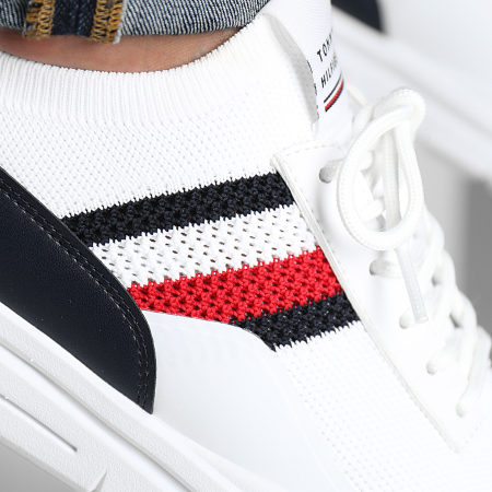 Tommy Hilfiger - Sneakers Premium Leggero Runner Knit 4502 Bianco