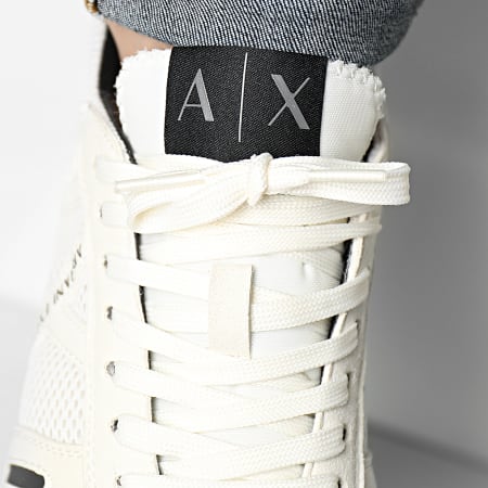 Armani Exchange - Baskets XUX169-XV660 Off White