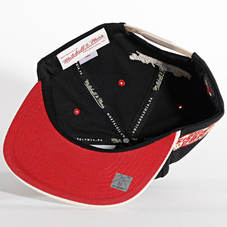 Mitchell and Ness - Cappello Chicago Bulls Pin Drop Snapback Nero Beige