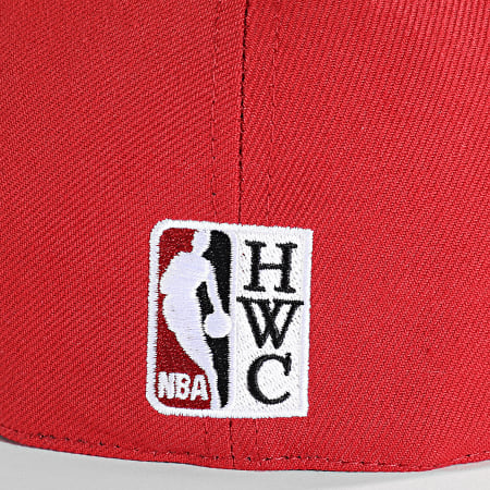 Mitchell and Ness - Casquette Fitted Logo History Chicago Bulls Rouge