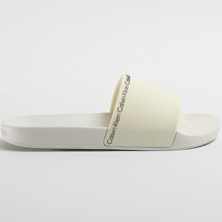 Calvin Klein - Claquettes Femme Rubber Pool Slide 1526 Marshmallow