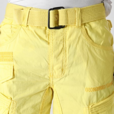 Geographical Norway - Pantalones cortos Cargo amarillos