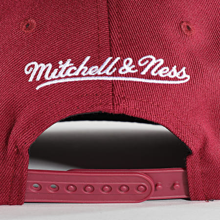 Mitchell and Ness - Cappello Cleveland Cavaliers Team Ground 2 Bordeaux