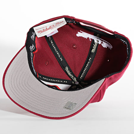 Mitchell and Ness - Casquette Team Ground 2 Cleveland Cavaliers Bordeaux